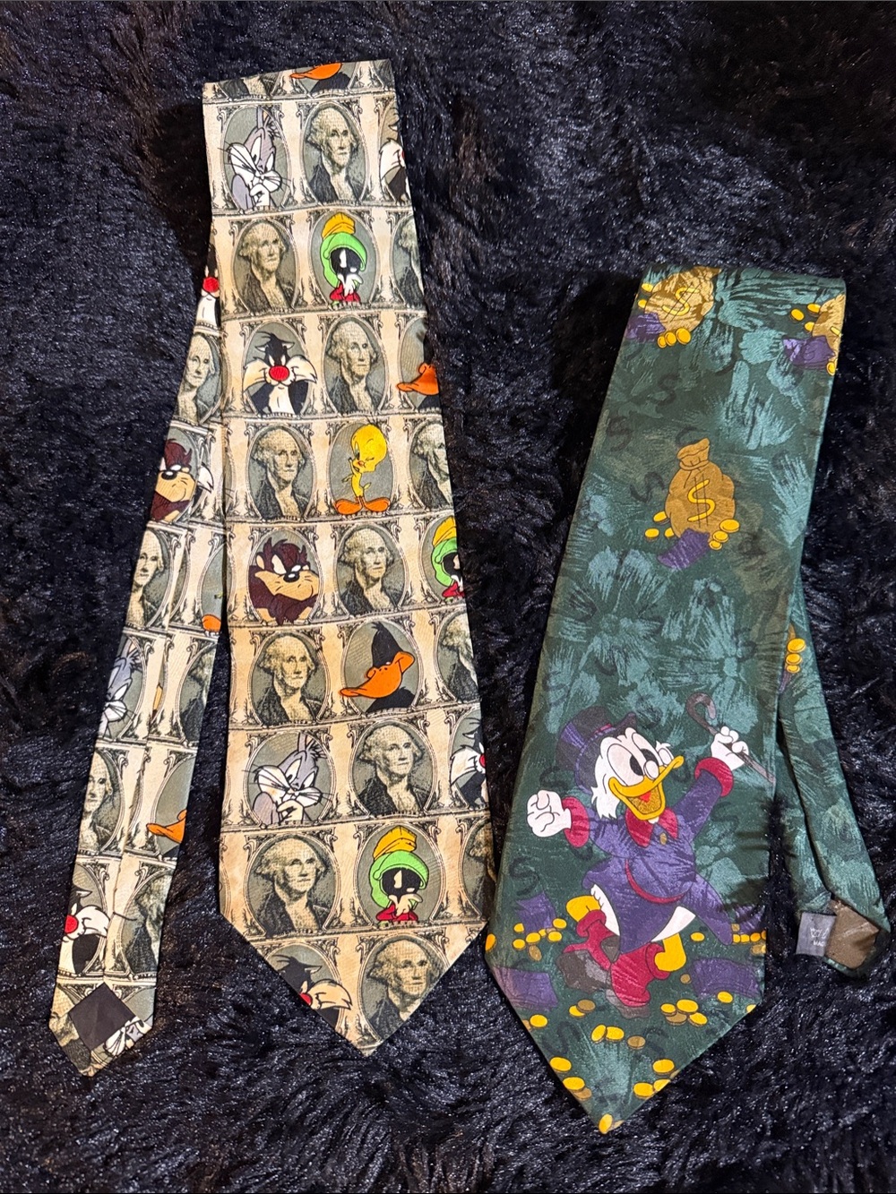 VTG Looney Tunes Mania Set of Ties Bugs Bunny/Scrooge 1996